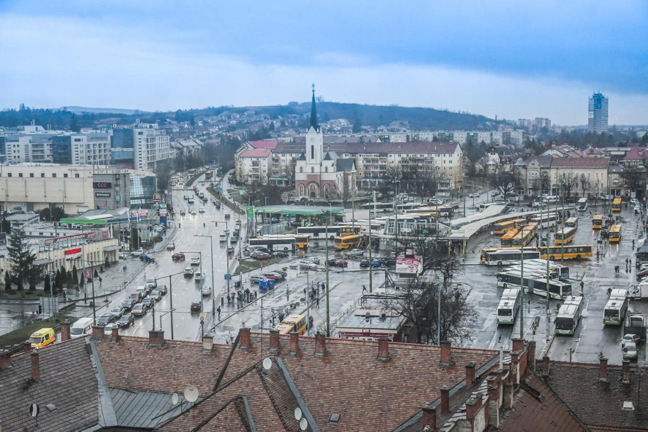 Balint Apartman - In The Heart Of Miskolc Exterior foto