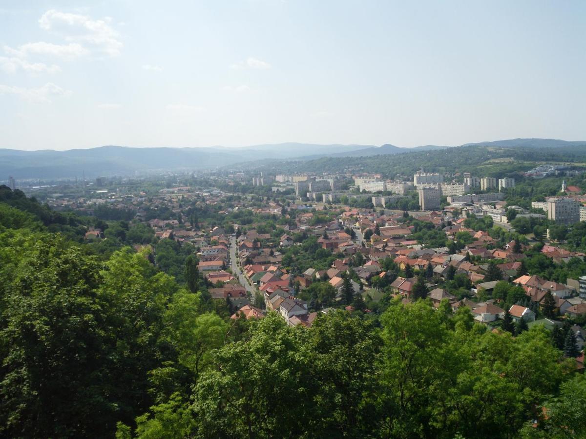 Balint Apartman - In The Heart Of Miskolc Exterior foto